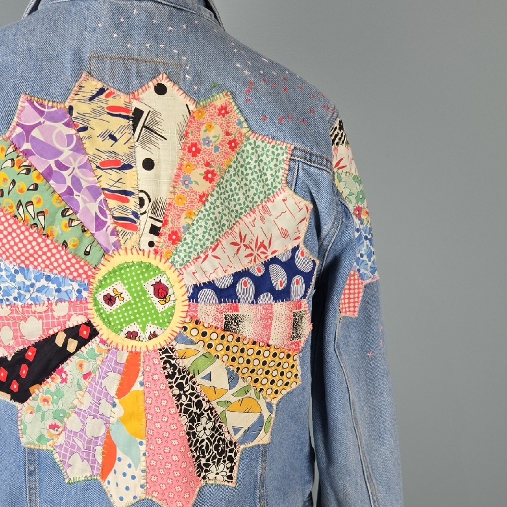 ✨️ One Of A Kind Refashioned Denim Jacket✨️ - Picture 3 of 8